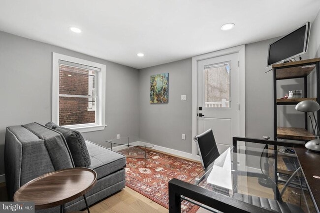 Building Photo - 311 Wharton St