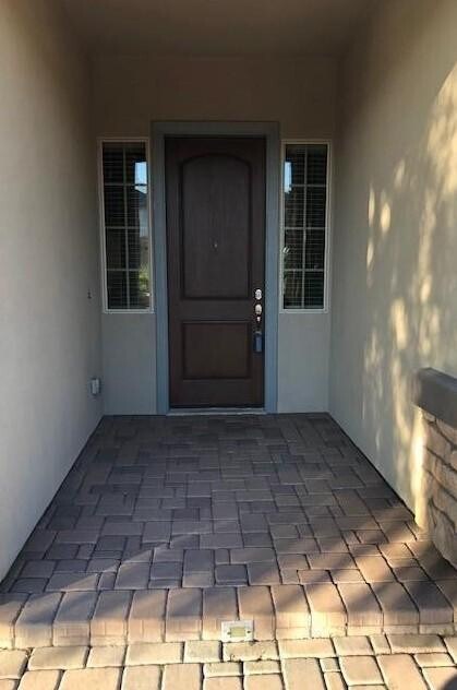 Building Photo - 1520 E Sagittarius Pl