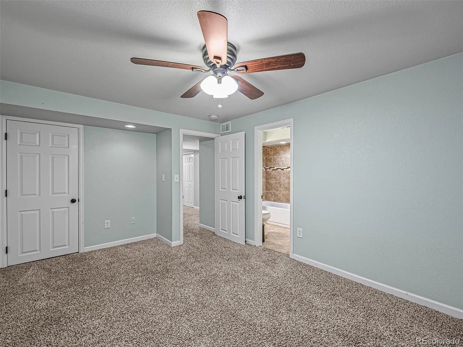 Building Photo - 1018 9th St