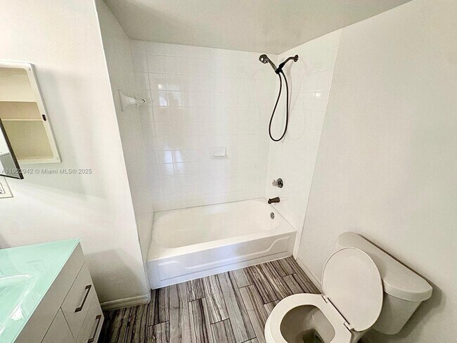 Building Photo - 1721 Village Blvd