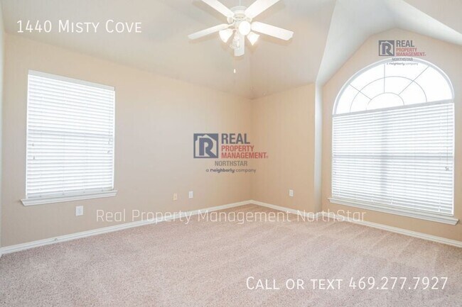 Building Photo - 1440 Misty Cove Dr