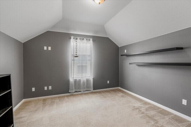 Building Photo - 1522 Hidden Springs Path