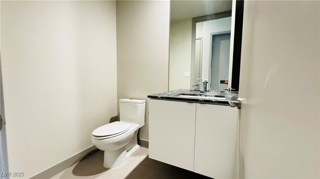 Building Photo - 26 Promenade Isle Ln