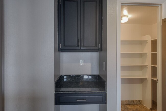 Building Photo - Modern Comfort with Pool & Spa in The Lakes – Solar Equipped Home