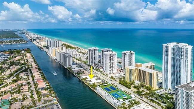 Building Photo - 2600 S Ocean Dr