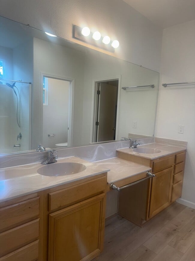 Building Photo - Beautiful and Spacious NW Reno Home