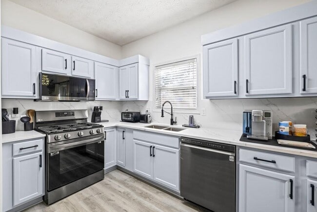 Building Photo - 1514 Park Grove Dr