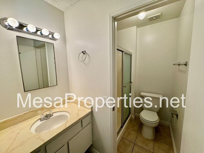 Building Photo - 1325 Brooktree Cir