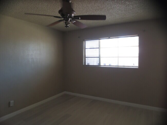 Building Photo - 3845 W Rovey Ave