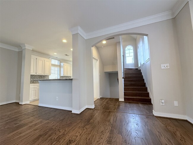 Building Photo - 1963 Peden St