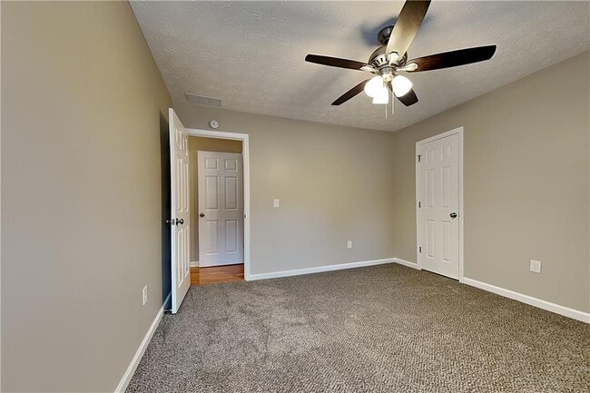 Building Photo - 4385 Foxberry Run