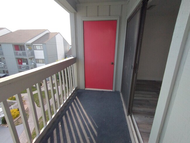 Building Photo - 7700 Porcher Dr