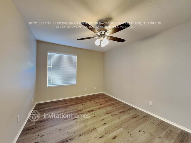 Building Photo - 4137 W Angela Dr