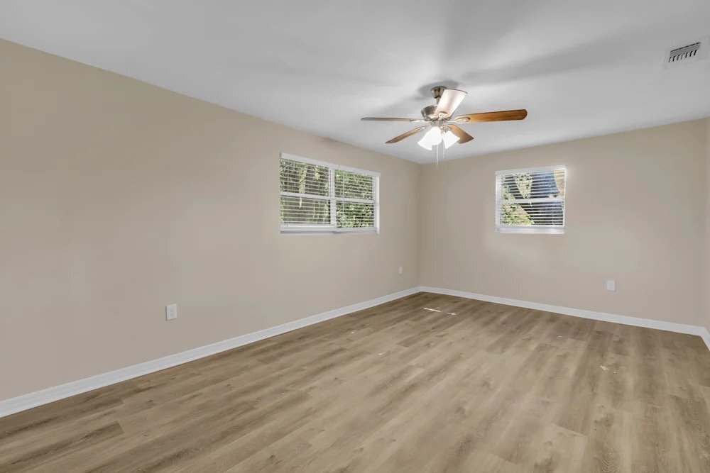 Building Photo - 4463 Melvin Cir E