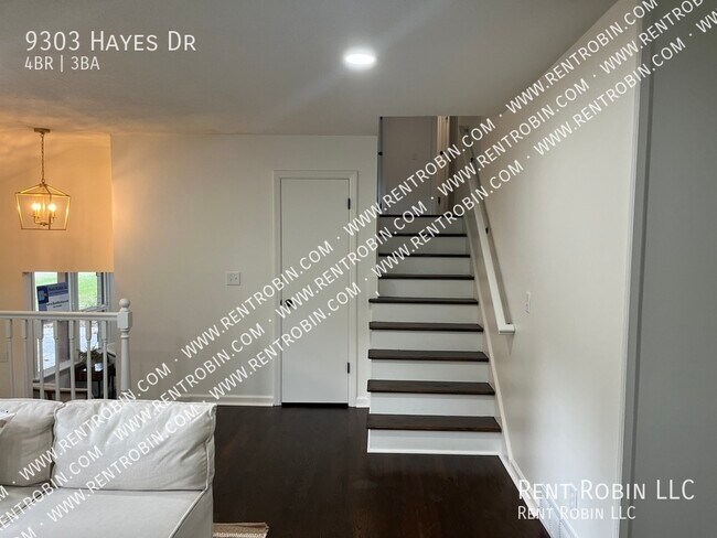 Building Photo - 9303 Hayes Dr