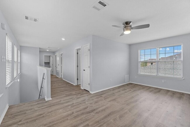 Building Photo - 5616 Victory Gallop Dr
