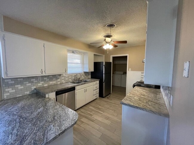 Building Photo - 3715 45th St