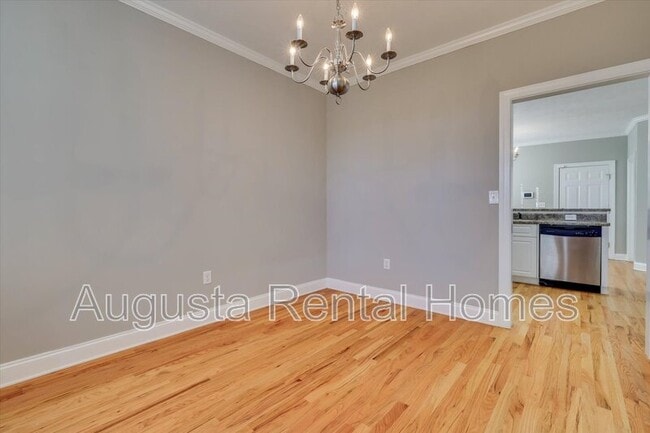 Building Photo - 719 Bonnie Oaks Ln