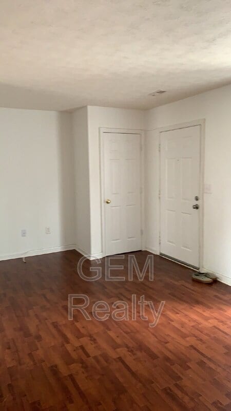 Building Photo - 9824 Coventry Creek Dr