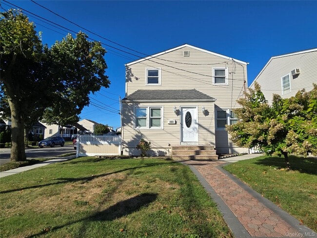 Primary Photo - 153 Barwick Blvd
