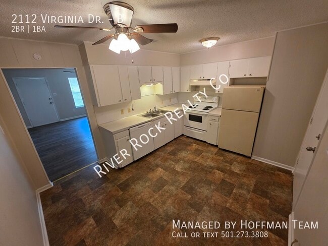 Building Photo - 2112 Virginia Dr