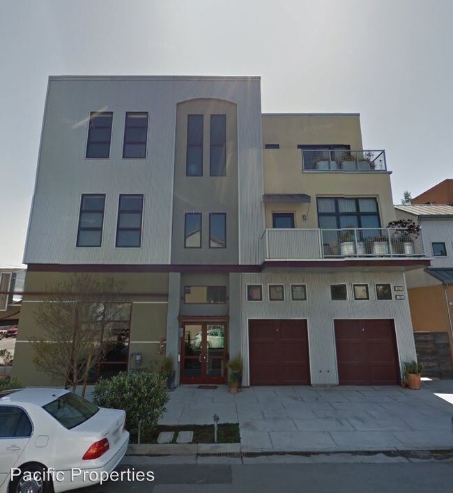 Primary Photo - 2 br, 2.5 bath Apartment - 103 G Street
