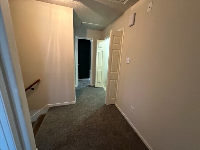 Building Photo - 19514 Brook Village Rd