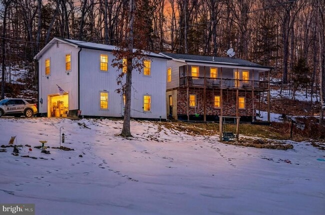 Building Photo - 1238 Logger Dr