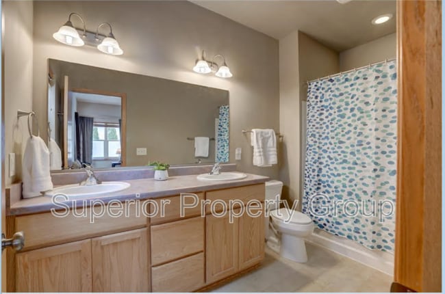 Building Photo - 238 Wind Stone Dr