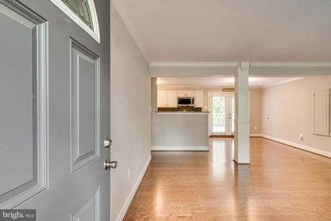 Building Photo - 3757 Hunting Creek Rd