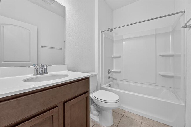 Building Photo - 221 Sand Lily Ln