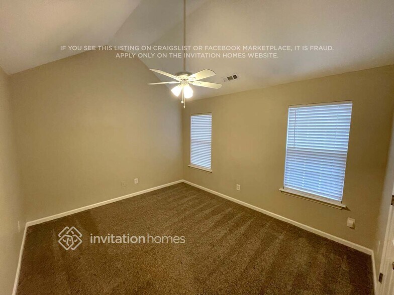 Building Photo - 1134 Delander Ln