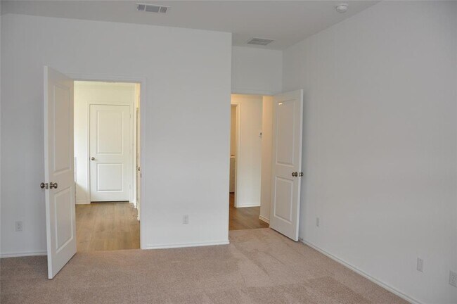Building Photo - 141 Tofalla