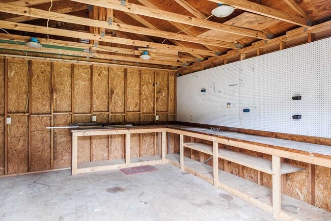 Building Photo - 3832 Doeskin Dr