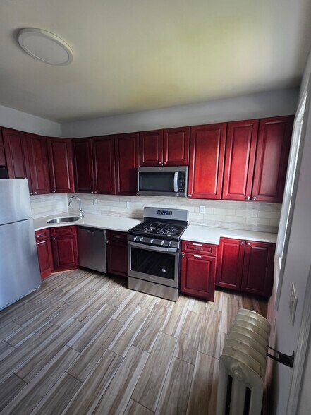 Building Photo - 1112 Walnut St