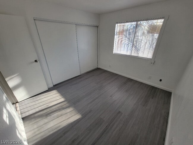 Building Photo - 2771 S Mountain Vista St