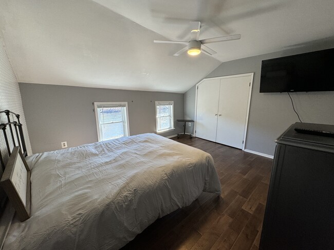Building Photo - 312 Lehigh Dr