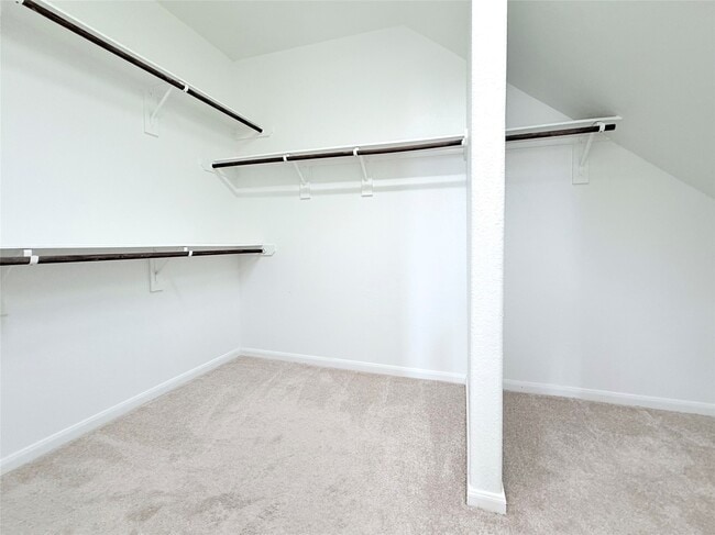 Building Photo - 16927 Wedgeside Pk