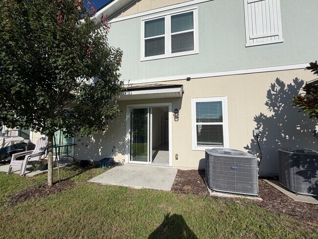 Building Photo - 3/2.5 Townhome in Bridgewater Community