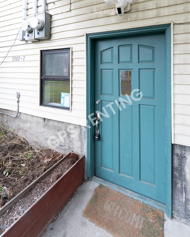 Building Photo - 5302 9th Ave NE