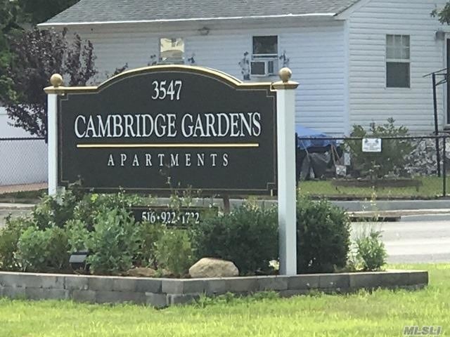 Building Photo - 3547 Great Neck Rd