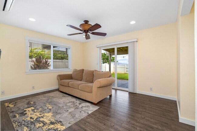 Building Photo - Waikapu Gardens 4 Bed/3 Bath, Beautiful Ho...