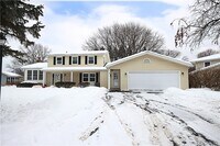 Building Photo - 16 Buchanan Rd