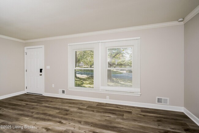 Building Photo - 3702 Iron Horse Way