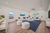 Building Photo - 234 E 39th St