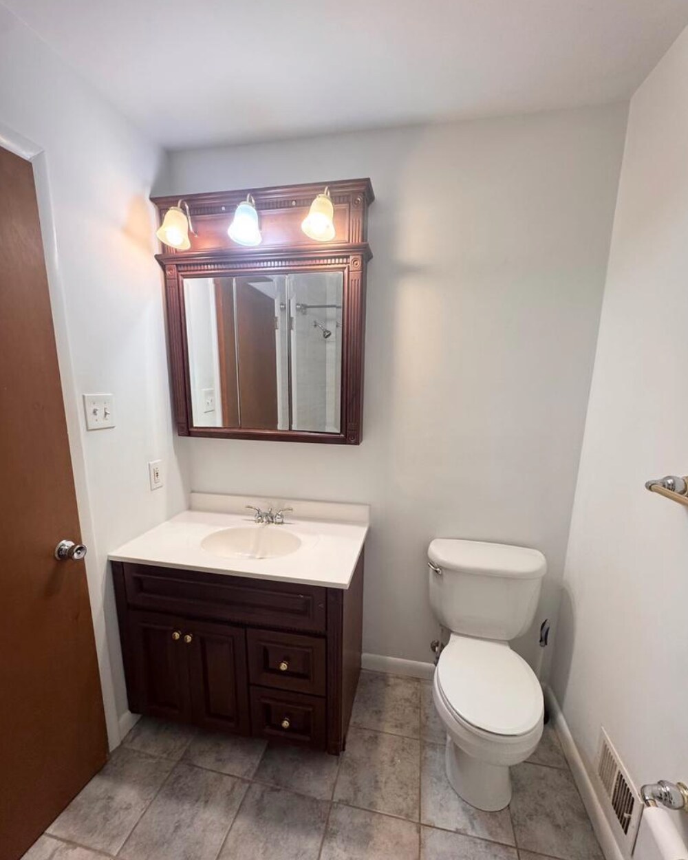 Building Photo - 2710 Academy Dr