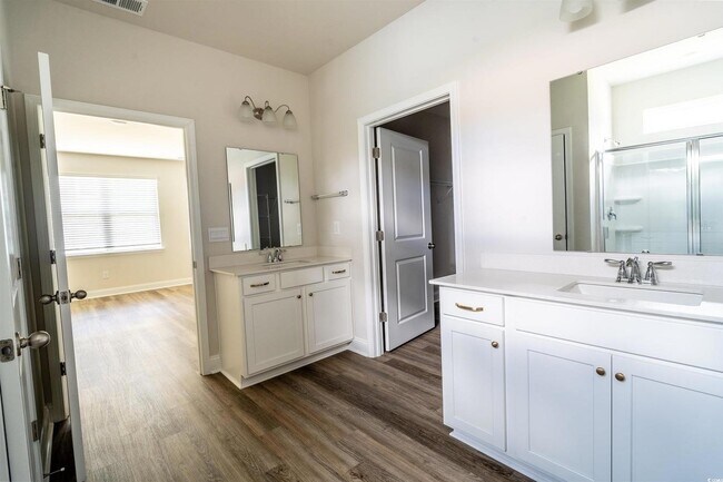 Building Photo - 816 Hibernation Wy