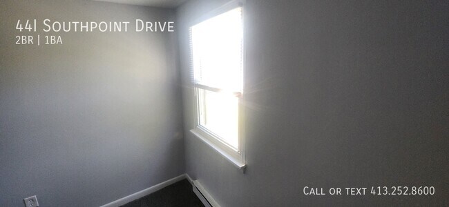 Building Photo - 44 Southpoint Dr