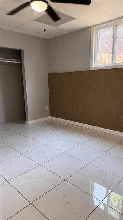 Building Photo - 202 Oakwood Cir