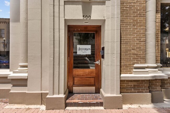 Building Photo - 500 Jefferson St